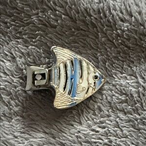 Silver and Blue Fish-Shaped Nail Clipper - Grooming Tool for Men